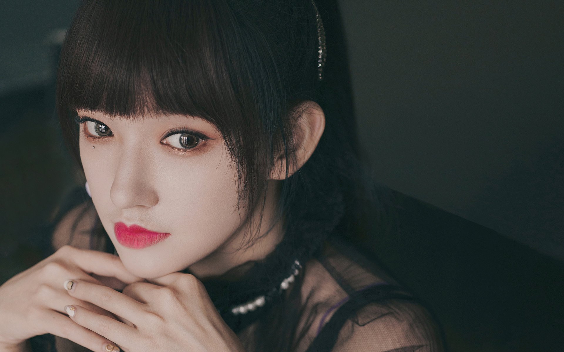 国际足球界关注：新兴足球联赛崛起引发行业震动，足球新势力